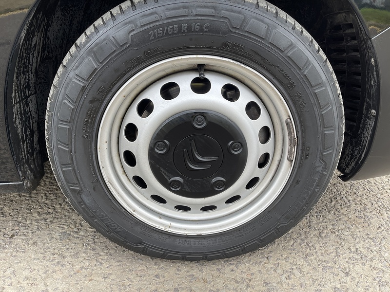 Citroen e-Dispatch e 1000 75kWh Enterprise Pro M Auto MWB 6dr (7.4kW Charger) - U411