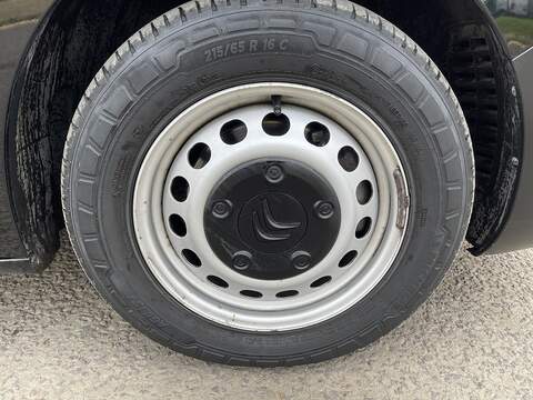 Citroen e-Dispatch e 1000 75kWh Enterprise Pro M Auto MWB 6dr (7.4kW Charger) - U411