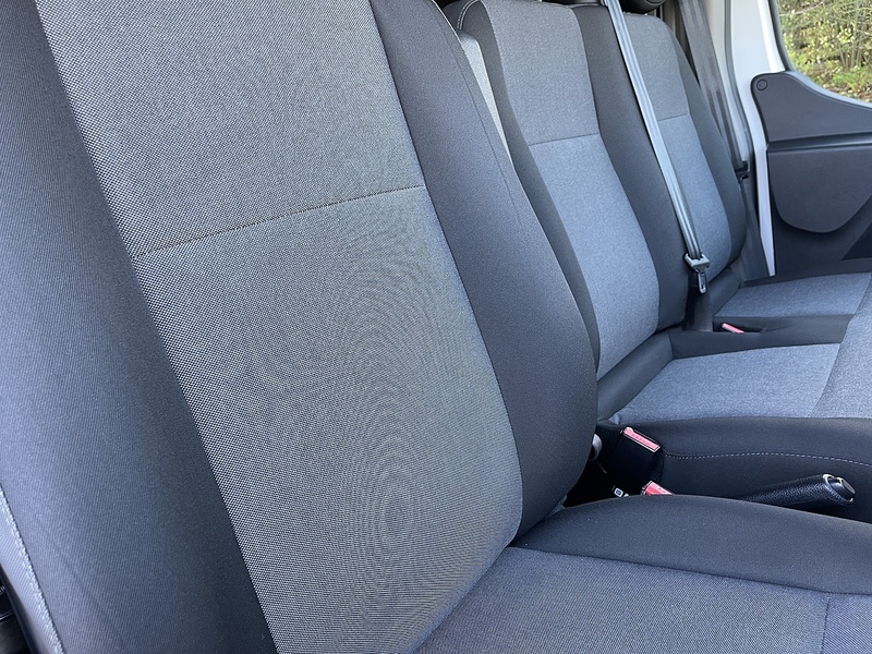 Renault Master 2.3 dCi ENERGY 35 Business LoLoader Luton 2dr Diesel Manual FWD LWB Euro 6 (s/s) (145 bhp) - U413