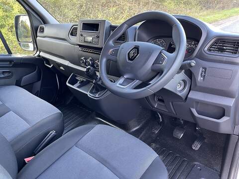Renault Master 2.3 dCi ENERGY 35 Business LoLoader Luton 2dr Diesel Manual FWD LWB Euro 6 (s/s) (145 bhp) - U413