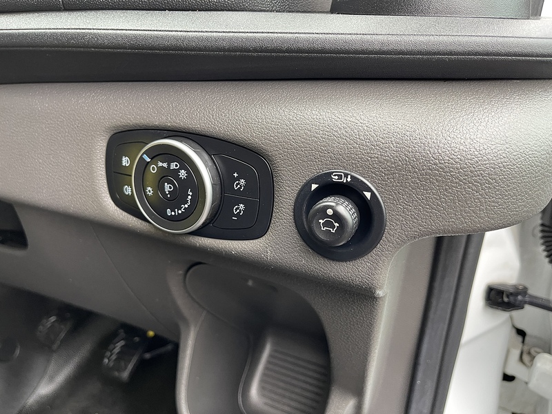 Ford Transit Transit Limited Panel Van 1 Manual Diesel - U414