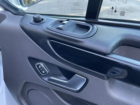 Ford Transit Custom 2.0 280 EcoBlue Limited L1 H1 Euro 6 (s/s) 5dr - U417