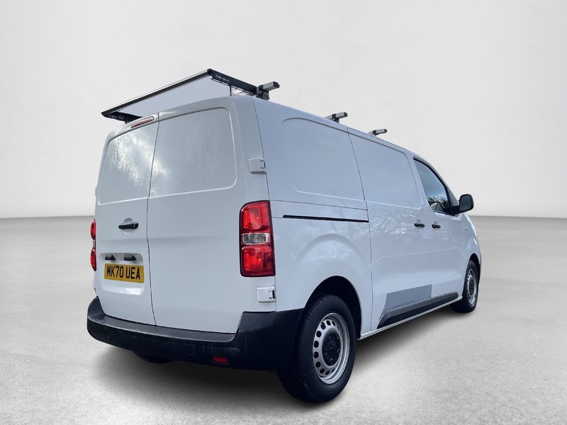 Peugeot Expert 2.0 BlueHDi 1400 Professional Standard Panel Van MWB Euro 6 (s/s) 6dr - U418