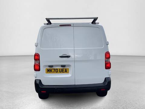 Peugeot Expert 2.0 BlueHDi 1400 Professional Standard Panel Van MWB Euro 6 (s/s) 6dr - U418