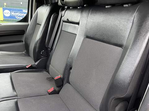 Peugeot Expert 2.0 BlueHDi 1400 Professional Standard Panel Van MWB Euro 6 (s/s) 6dr - U418