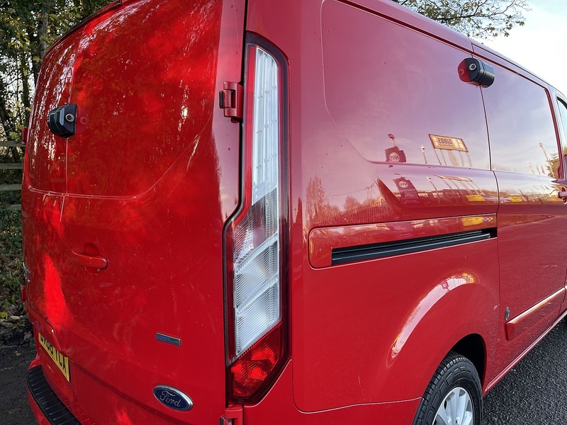 Ford Transit Custom 2.0 300 EcoBlue Limited L1 H1 Euro 6 5dr - U420