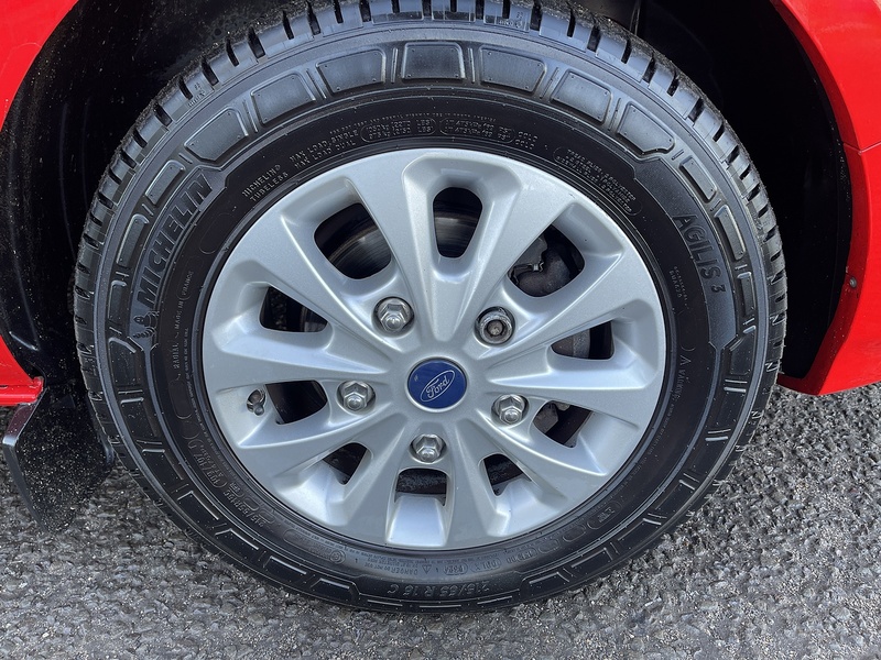 Ford Transit Custom 2.0 300 EcoBlue Limited L1 H1 Euro 6 5dr - U420