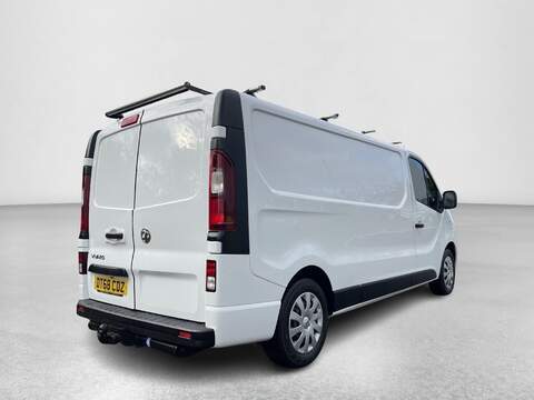 Vauxhall Vivaro 1.6 CDTi 2900 Sportive Panel Van 5dr Diesel Manual L2 H1 Euro 6 (120 ps) - U425
