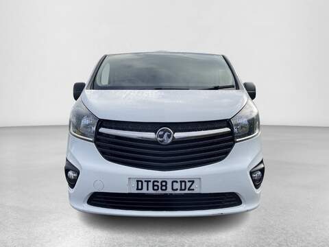 Vauxhall Vivaro 1.6 CDTi 2900 Sportive Panel Van 5dr Diesel Manual L2 H1 Euro 6 (120 ps) - U425