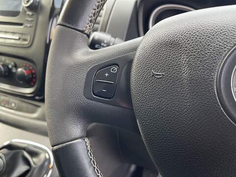 Vauxhall Vivaro 1.6 CDTi 2900 Sportive Panel Van 5dr Diesel Manual L2 H1 Euro 6 (120 ps) - U425