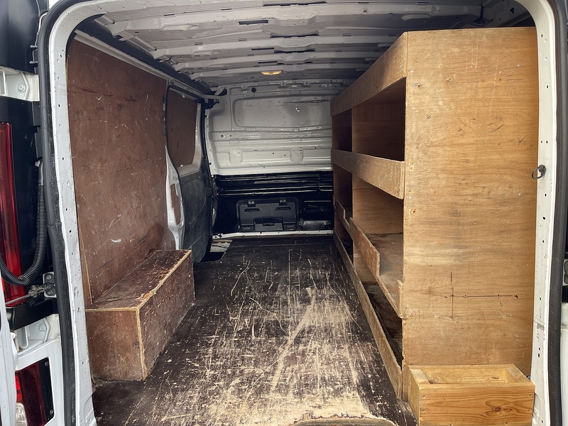 Vauxhall Vivaro 1.6 CDTi 2900 Sportive Panel Van 5dr Diesel Manual L2 H1 Euro 6 (120 ps) - U425