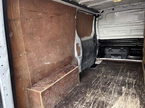 Vauxhall Vivaro 1.6 CDTi 2900 Sportive Panel Van 5dr Diesel Manual L2 H1 Euro 6 (120 ps) - U425