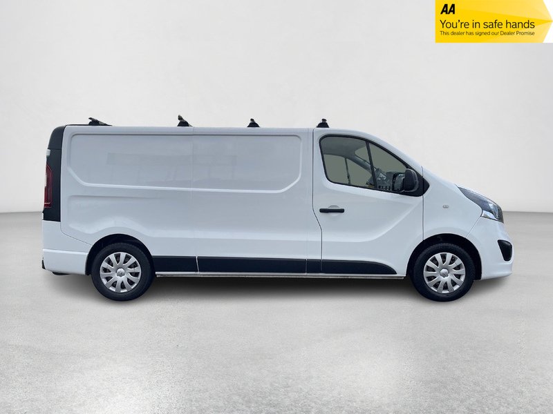 Vauxhall Vivaro 1.6 CDTi 2900 Sportive Panel Van 5dr Diesel Manual L2 H1 Euro 6 (120 ps) - U425