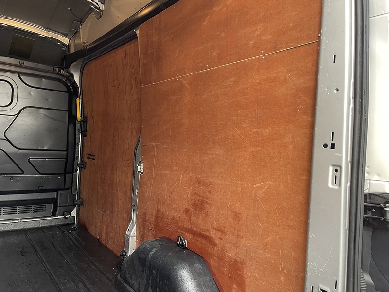 Ford Transit 2.0 350 EcoBlue Trend FWD L2 H2 Euro 6 (s/s) 5dr - U426