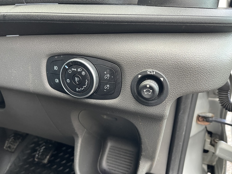 Ford Transit 2.0 350 EcoBlue Trend FWD L2 H2 Euro 6 (s/s) 5dr - U426