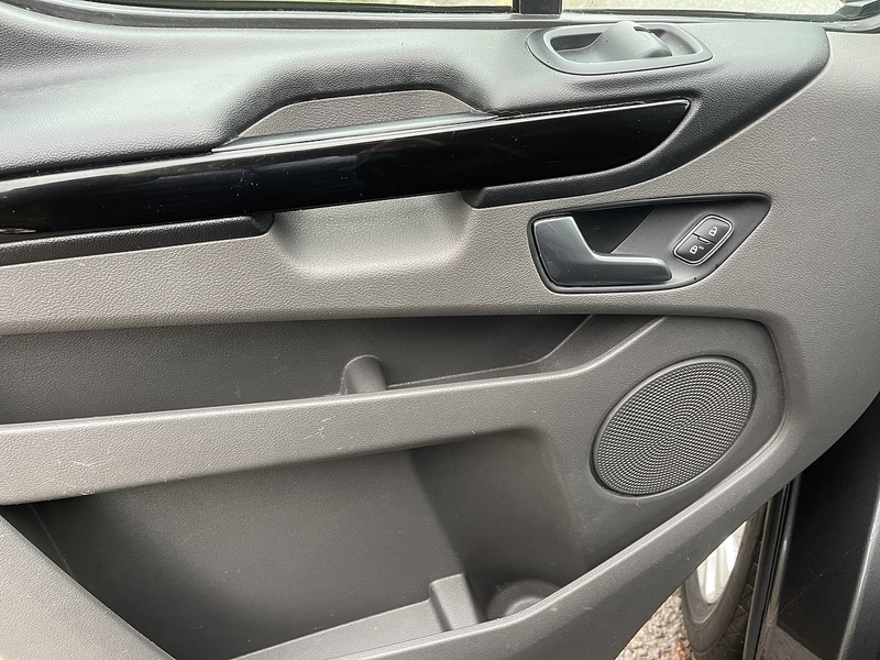 Ford Transit Custom 2.0 280 EcoBlue Limited L1 H1 Euro 6 (s/s) 5dr - U427