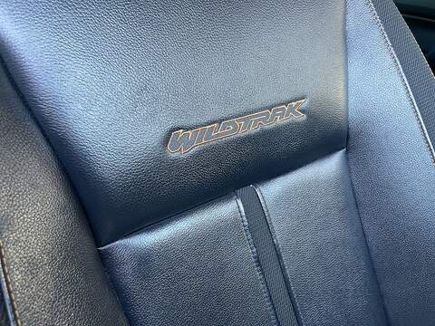 Ford Ranger 3.2 TDCi Wildtrak Auto 4WD Euro 6 (s/s) 4dr - U429