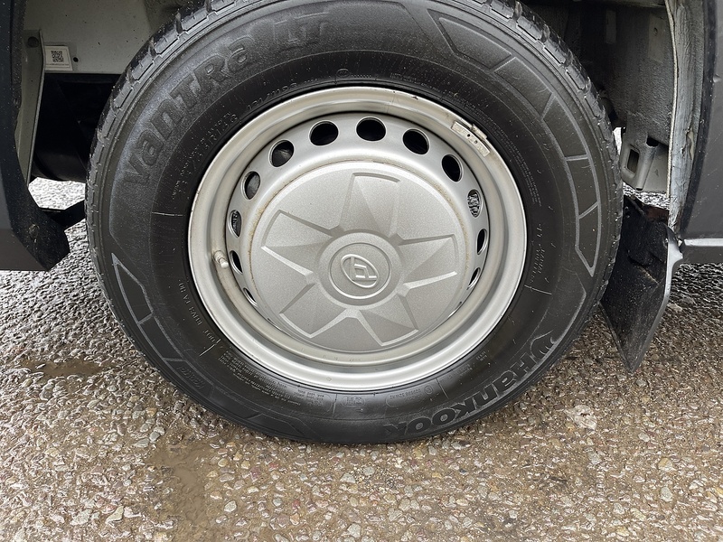 MAXUS Deliver 9 RWD 2.0 D20 150 LWB Tipper - U432