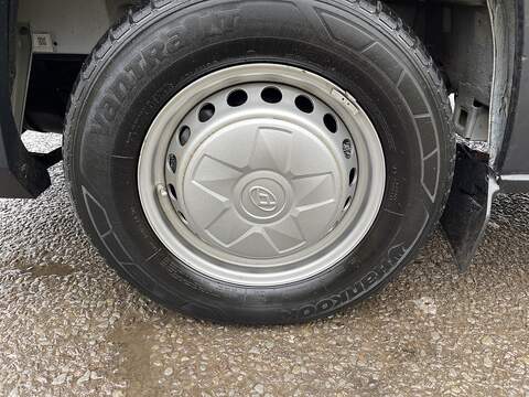 MAXUS Deliver 9 RWD 2.0 D20 150 LWB Tipper - U432