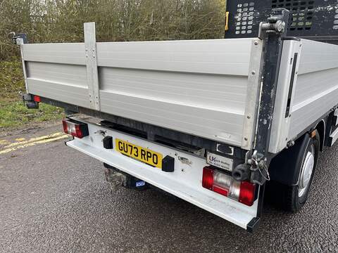 MAXUS Deliver 9 RWD 2.0 D20 150 LWB Tipper - U432