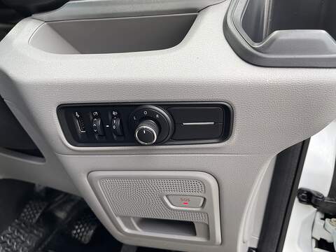 MAXUS Deliver 9 RWD 2.0 D20 150 LWB Tipper - U432