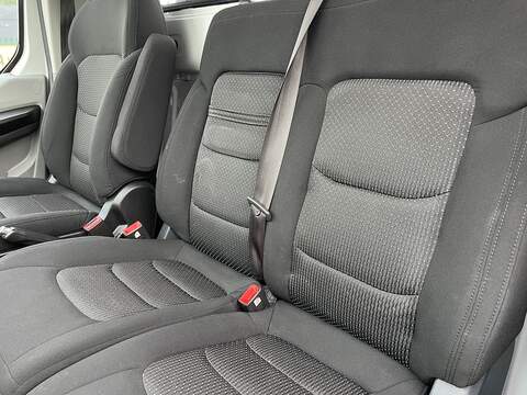 MAXUS Deliver 9 RWD 2.0 D20 150 LWB Tipper - U432