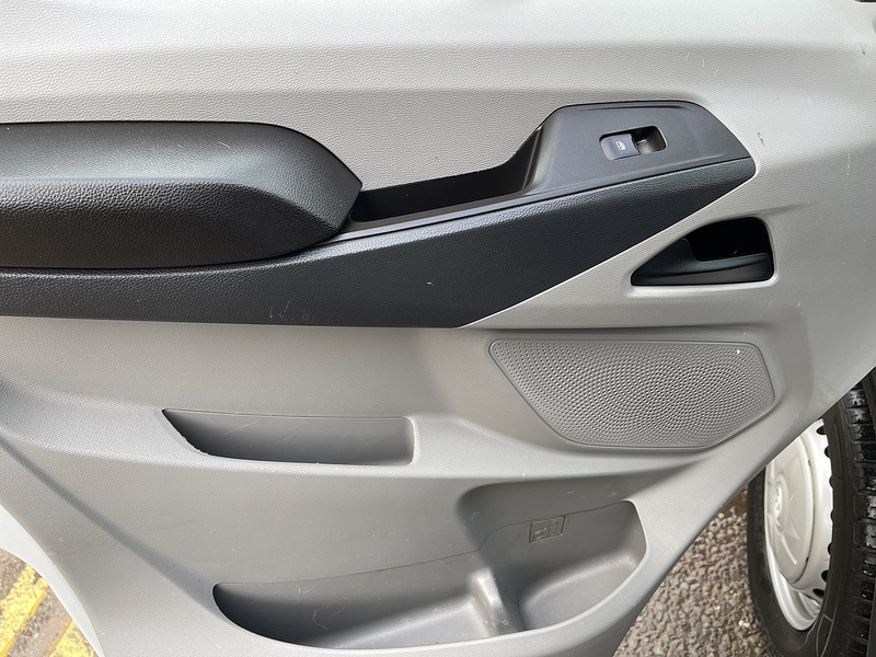 MAXUS Deliver 9 RWD 2.0 D20 150 LWB Tipper - U432