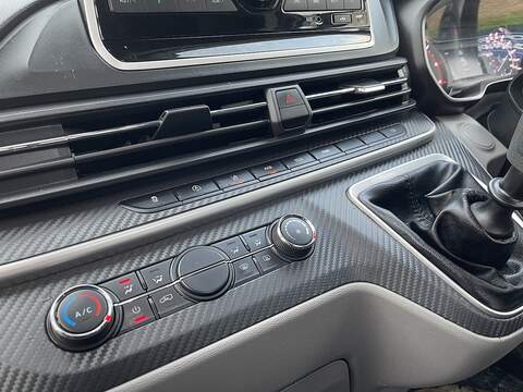 MAXUS Deliver 9 RWD 2.0 D20 150 LWB Tipper - U432