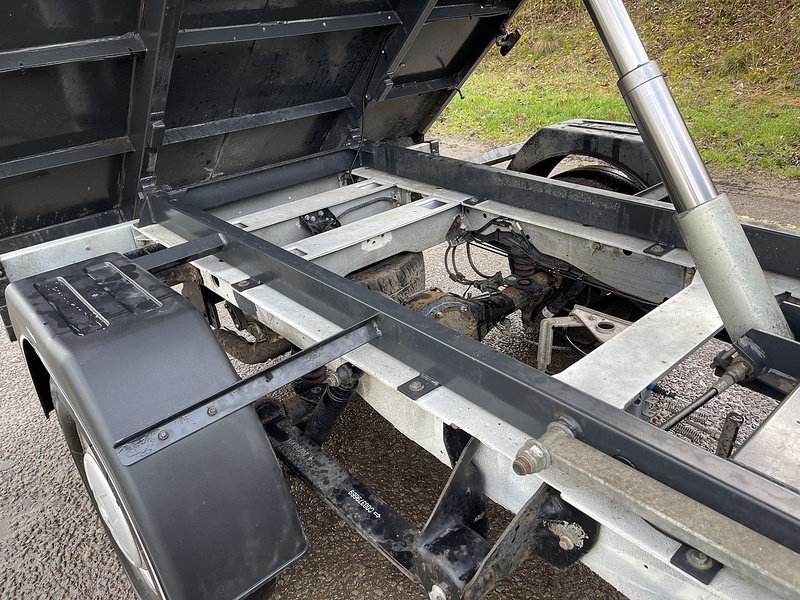 MAXUS Deliver 9 RWD 2.0 D20 150 LWB Tipper - U432