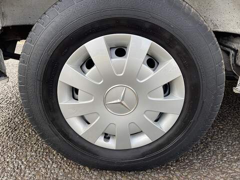 Mercedes-Benz eSprinter eSprinter Progressive Panel Van Automatic Electric - U436