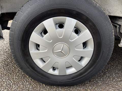 Mercedes-Benz eSprinter eSprinter Progressive Panel Van Automatic Electric - U436