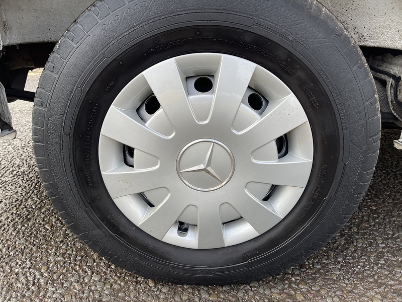 Mercedes-Benz eSprinter eSprinter Progressive Panel Van Automatic Electric - U436