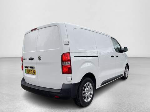 Vauxhall Vivaro Electric 3100 50kWh Dynamic Auto L1 H1 5dr - U438