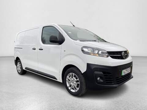 Vauxhall Vivaro Electric 3100 50kWh Dynamic Auto L1 H1 5dr - U438