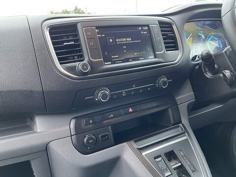 Vauxhall Vivaro Electric 3100 50kWh Dynamic Auto L1 H1 5dr - U438