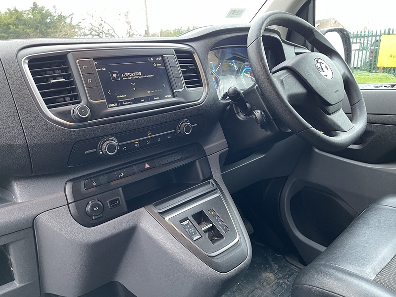 Vauxhall Vivaro Electric 3100 50kWh Dynamic Auto L1 H1 5dr - U438