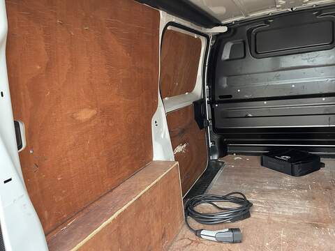 Vauxhall Vivaro Electric 3100 50kWh Dynamic Auto L1 H1 5dr - U438