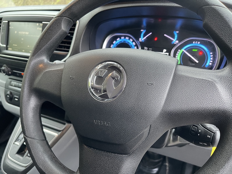 Vauxhall Vivaro Electric 3100 50kWh Dynamic Auto L1 H1 5dr - U438
