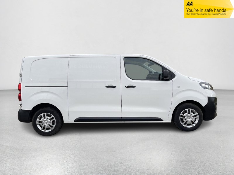 Vauxhall Vivaro Electric 3100 50kWh Dynamic Auto L1 H1 5dr - U438