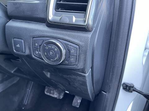 Ford Ranger 2.0 EcoBlue Wildtrak Auto 4WD Euro 6 (s/s) 4dr - U439
