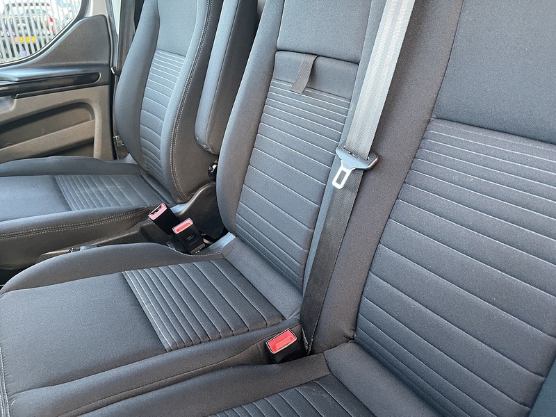 Ford Transit Custom 2.0 300 EcoBlue Limited L2 H1 Euro 6 (s/s) 5dr - U441
