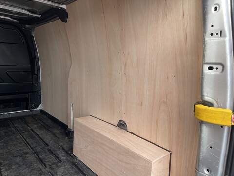 Ford Transit Custom 2.0 300 EcoBlue Limited L2 H1 Euro 6 (s/s) 5dr - U441