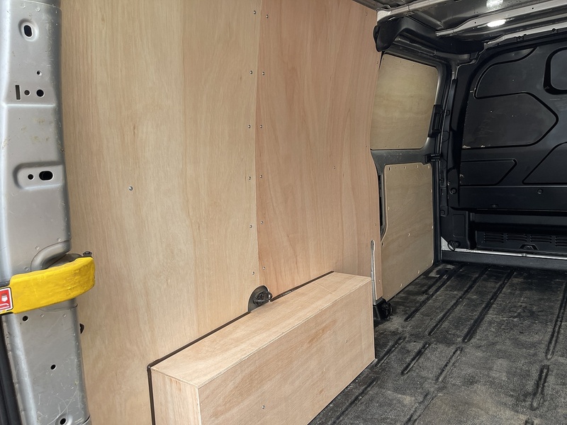 Ford Transit Custom 2.0 300 EcoBlue Limited L2 H1 Euro 6 (s/s) 5dr - U441