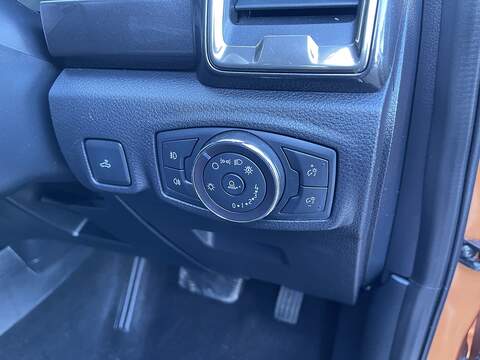 Ford Ranger 3.2 TDCi Wildtrak Auto 4WD Euro 6 (s/s) 4dr - U442