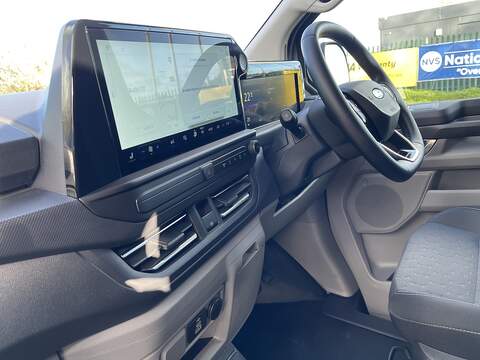 Ford E-Transit Custom 320 65kWh Limited Auto L1 H1 5dr - U443