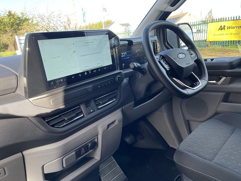 Ford E-Transit Custom 320 65kWh Limited Auto L1 H1 5dr - U443