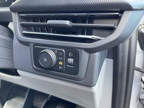 Ford E-Transit Custom 320 65kWh Limited Auto L1 H1 5dr - U443