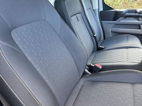 Ford E-Transit Custom 320 65kWh Limited Auto L1 H1 5dr - U443