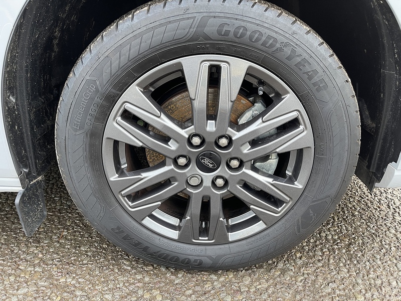 Ford E-Transit Custom 320 65kWh Limited Auto L1 H1 5dr - U443