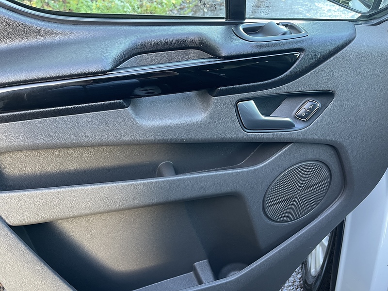 Ford Transit Custom 2.0 280 EcoBlue Limited L1 H1 Euro 6 (s/s) 5dr - U444